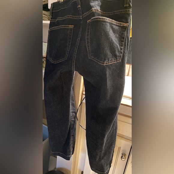 Gap Bootcut Capris - Picture 2 of 2